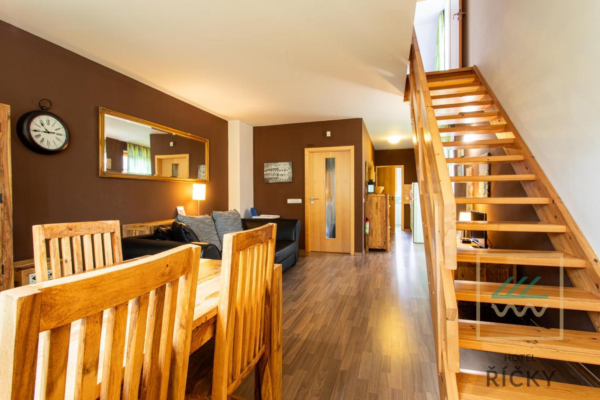 Apartmany Pod Zakletym - Hotel Ricky エクステリア 写真